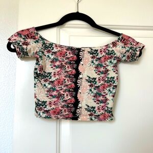Bershka Floral Crop